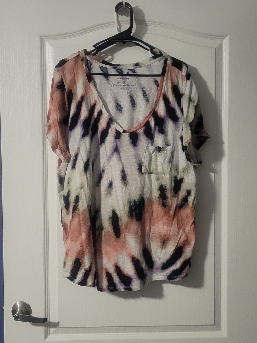 torrid Tie-Dye V-Neck Pocket Tee - Coral, Black, Purple, Cream